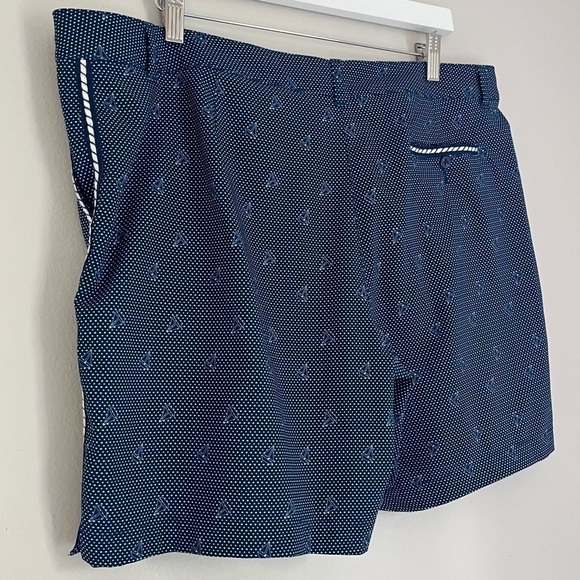 Lady Hagen Women’s Bermuda‎ Golf Shorts Sailboats Dots Blue White Size 16 - Picture 4 of 9